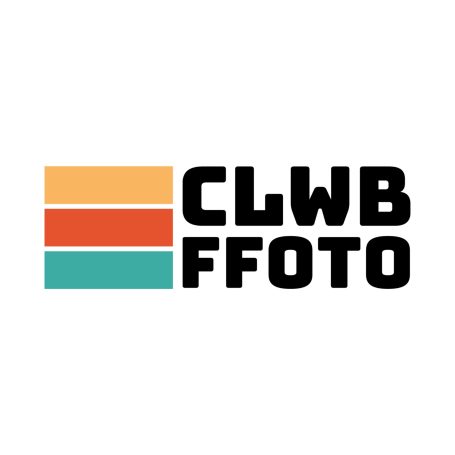 Clwb Ffoto